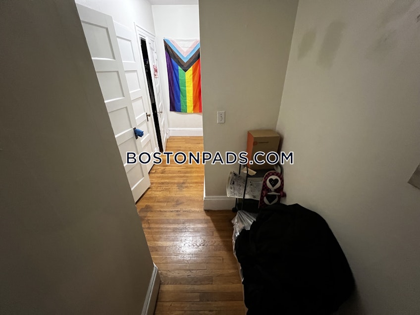 Brookline - $4,700+ /month