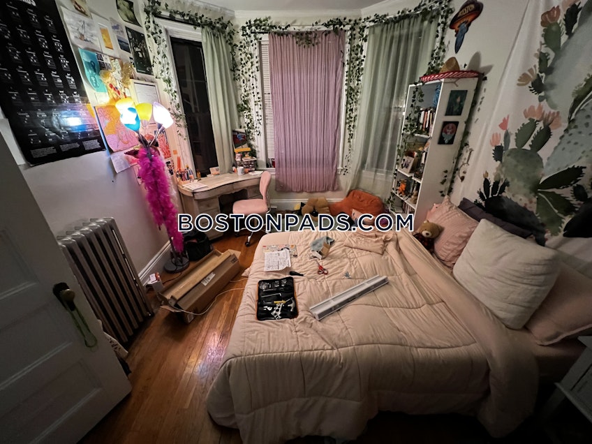 Brookline - $4,700+ /month