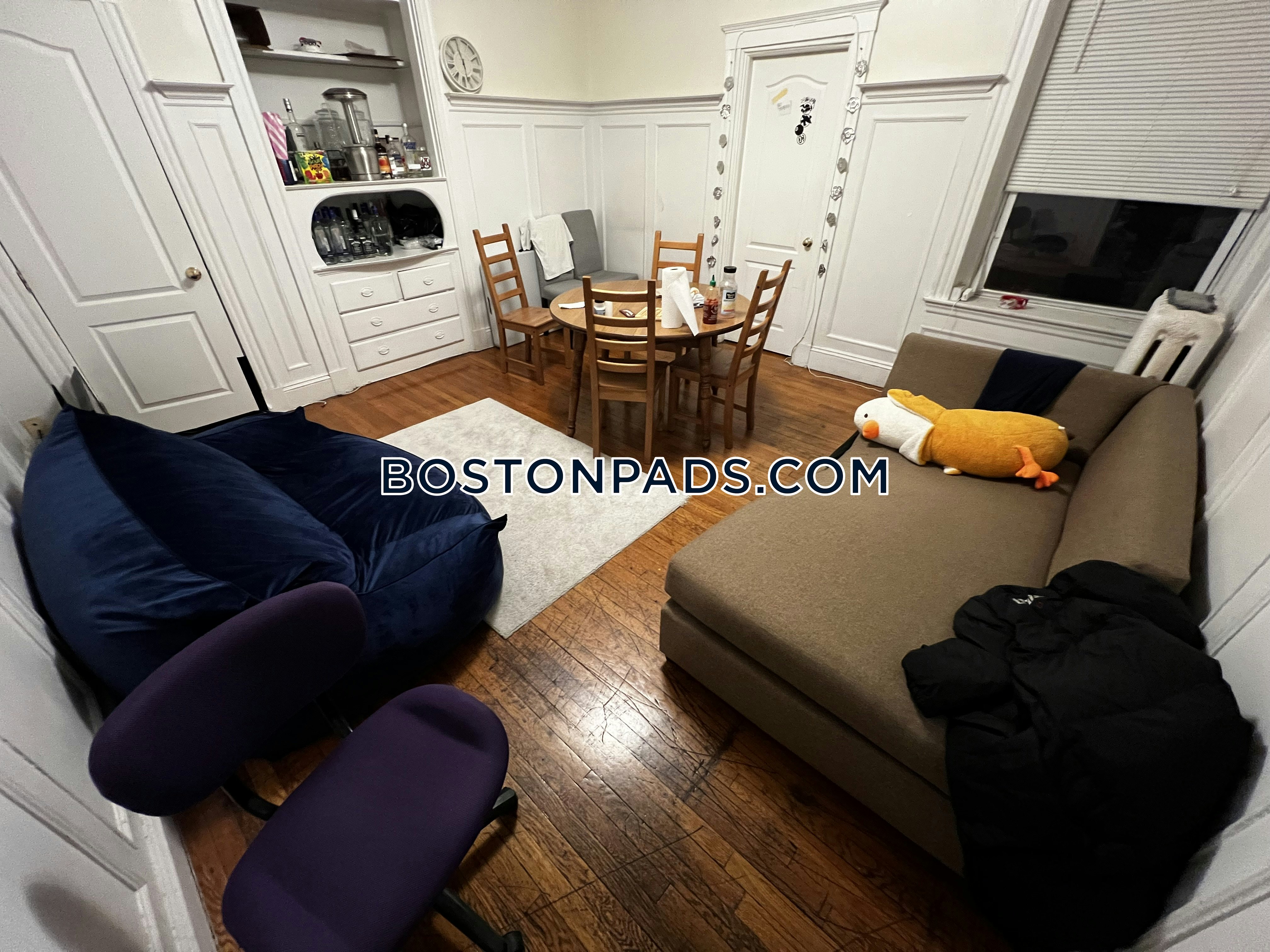 Boston - 3 Beds, 1 Baths