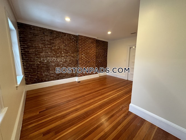 Brookline - $7,600+ /mo