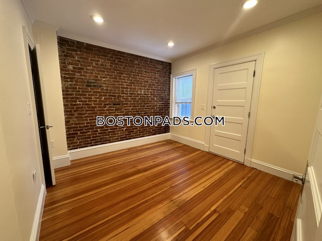 Brookline - $7,600+ /mo