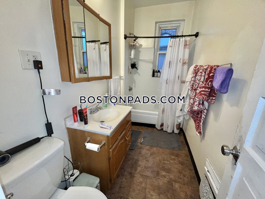 Boston - $5,200+ /month