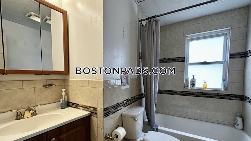BOSTON - BRIGHTON - BOSTON COLLEGE - 5 Beds, 2 Baths - Image 4