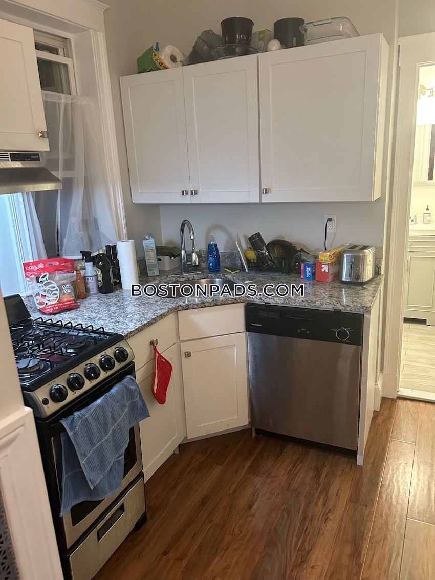 BOSTON - ALLSTON - 2 Beds, 1 Bath - Image 11