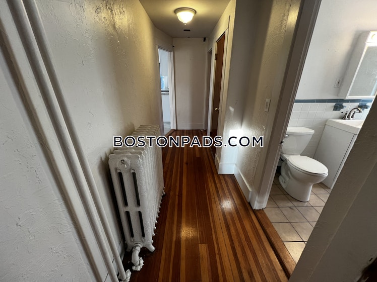 Broadway, Somerville