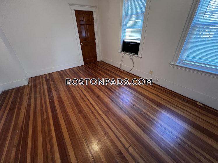 Broadway, Somerville