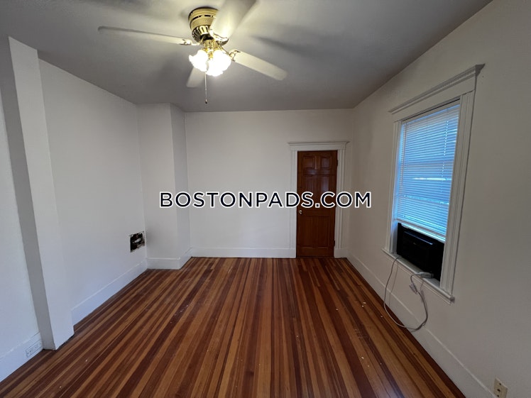 Broadway, Somerville