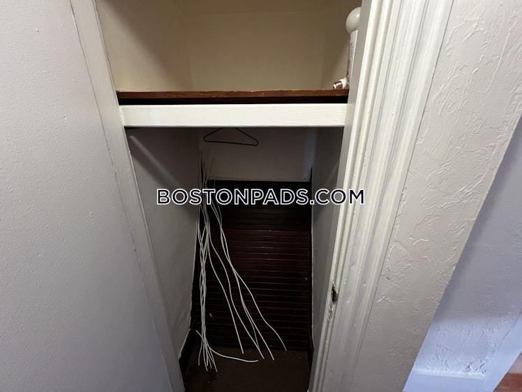 Broadway, Somerville