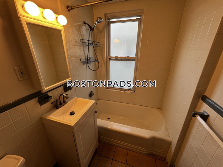 Broadway, Somerville