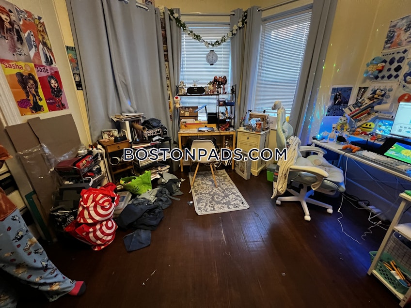 Boston - $5,200+ /month