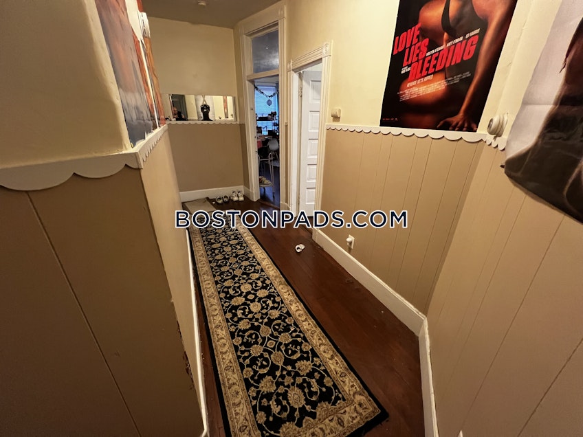 Boston - $5,200+ /month