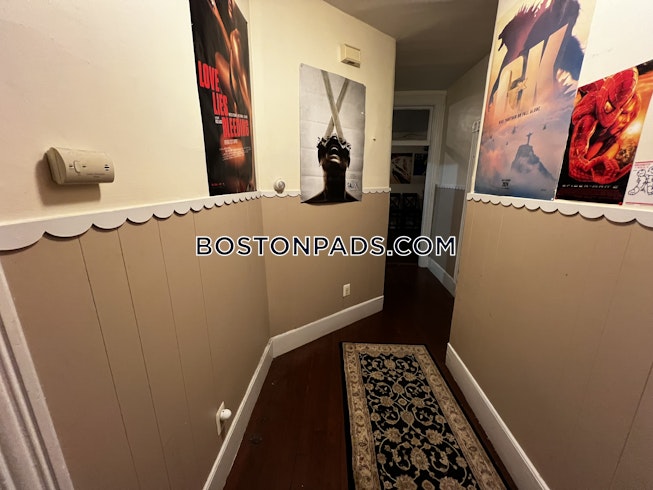 Boston - $5,200+ /mo