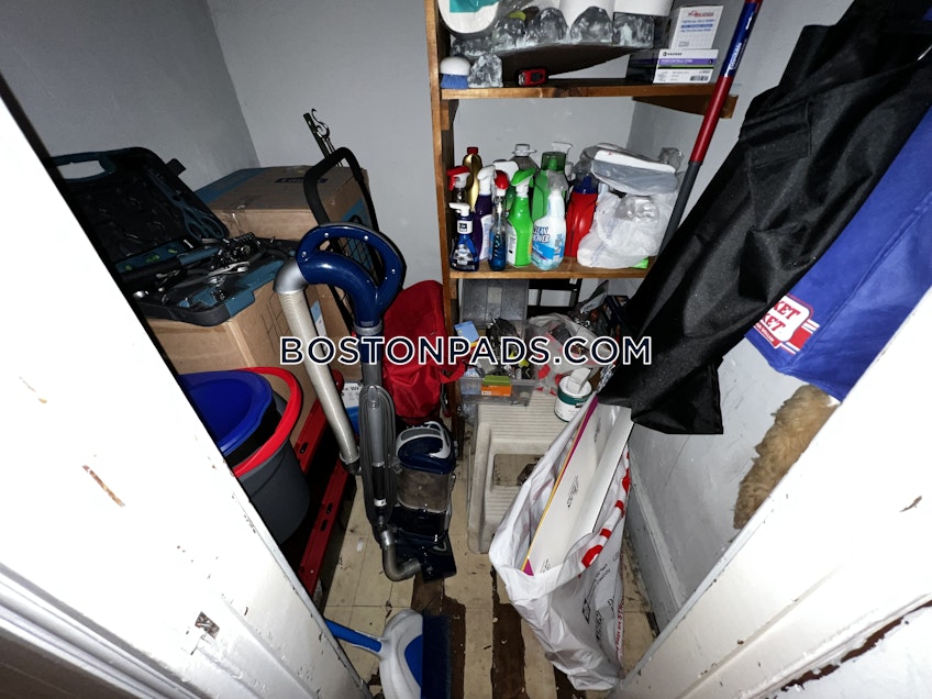 Boston - $5,200+ /month