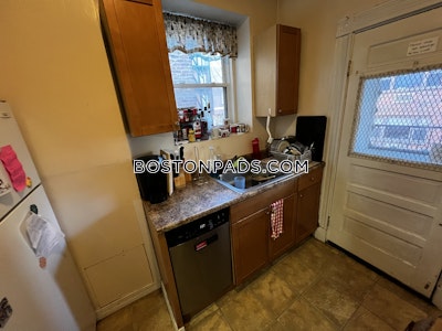 Mission Hill 4 Beds Mission Hill Boston - $5,200 No Fee
