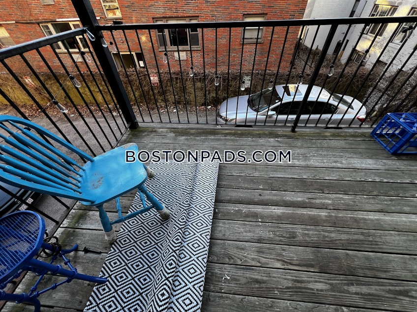 Boston - $5,200+ /month