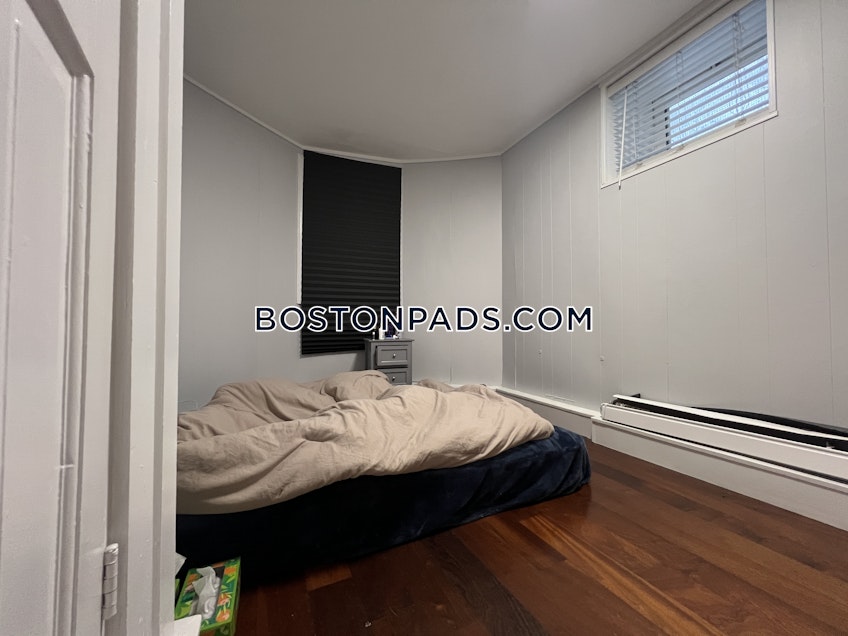 Boston - $5,950+ /month