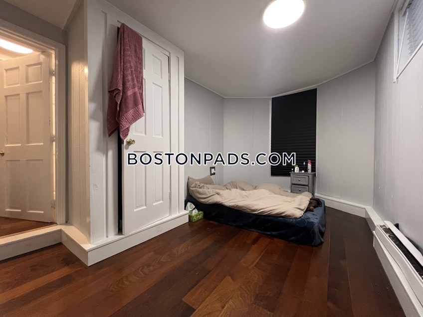 Boston - $5,950+ /month