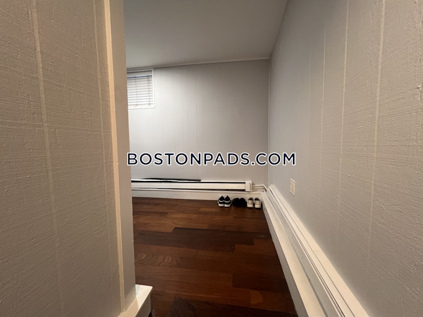 Boston - $5,950+ /month