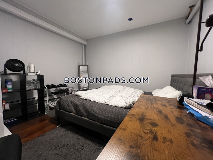 Boston - $5,950+ /month