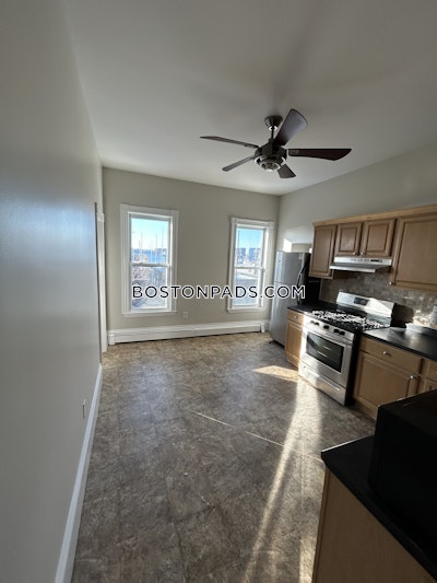 East Boston 2 Beds 1 Bath Boston - $2,600 No Fee