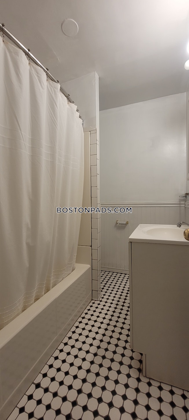 Brookline - $6,700+ /mo