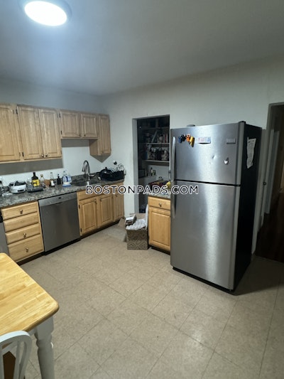Mission Hill 3 Bed, 1 Bath Unit Boston - $4,950 No Fee