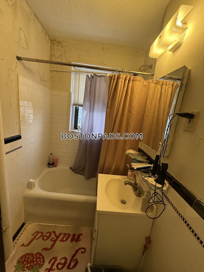 Malden - $2,050+ /mo