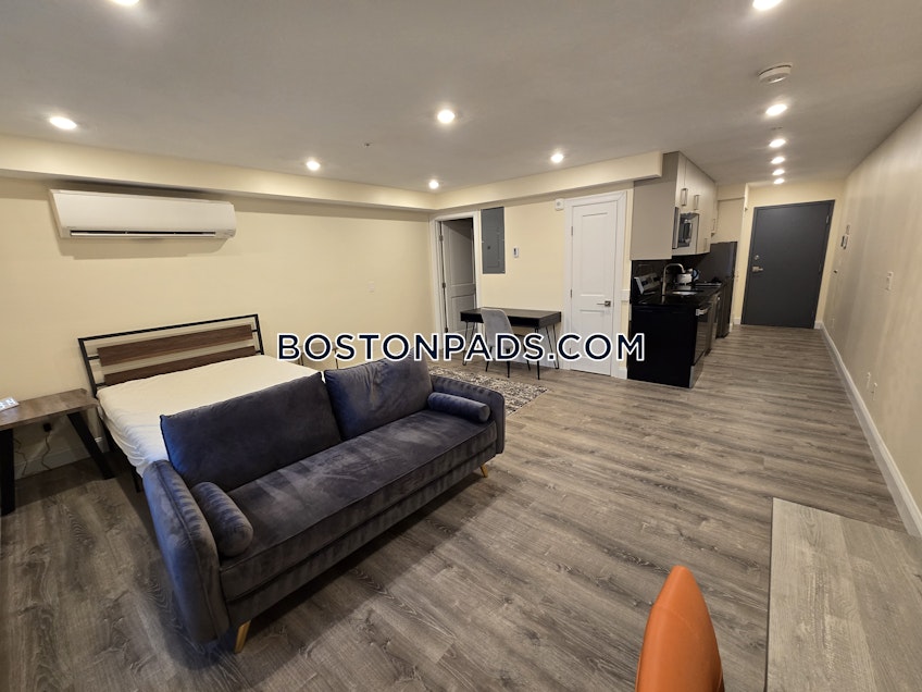 Boston - $3,100+ /month