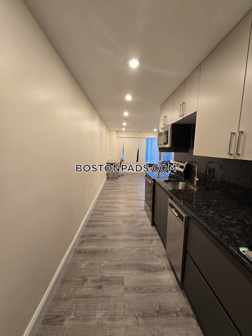 Boston - $3,100+ /month