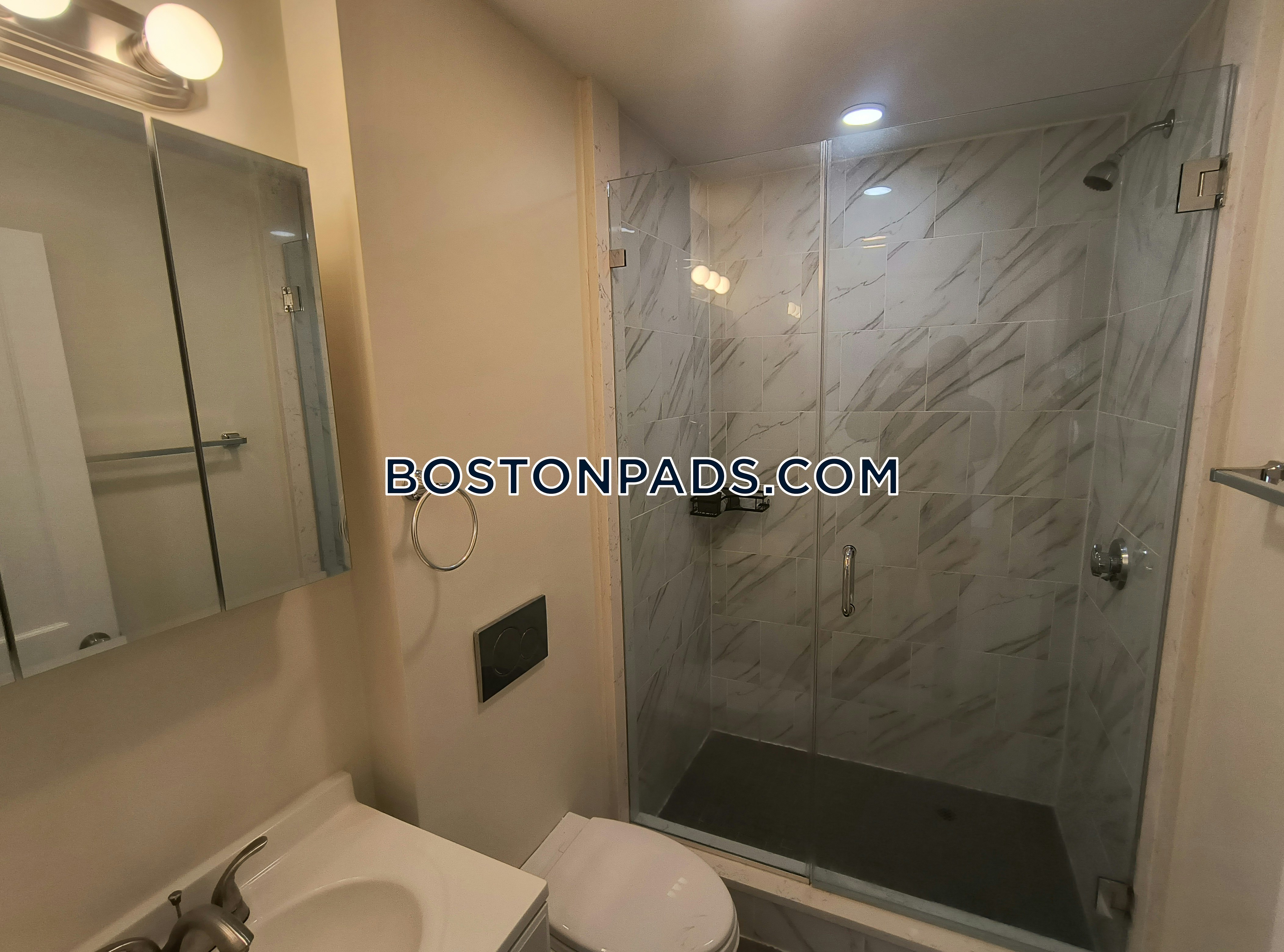 Cambridge - 4 Beds, 2 Baths