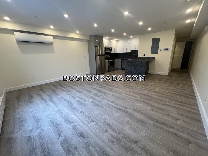 Boston - $3,100+ /month