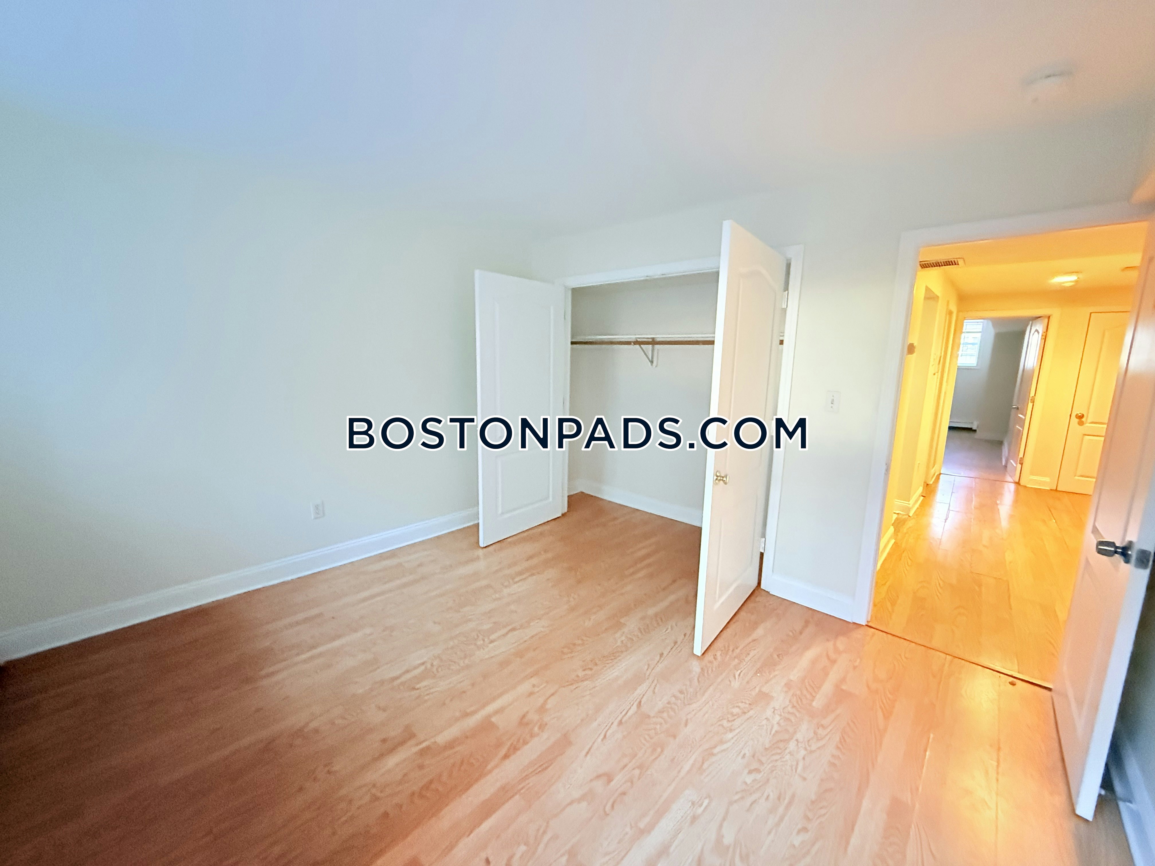 Boston - 3 Beds, 1 Baths