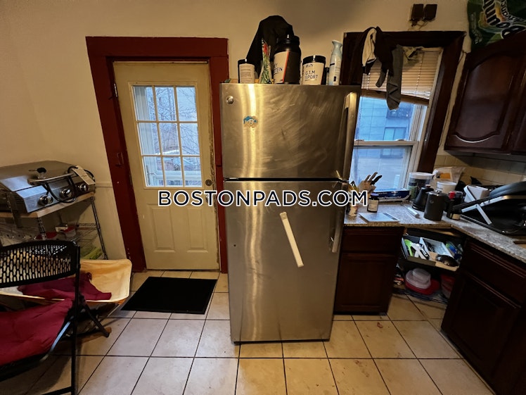 sewall St., Roxbury Crossing