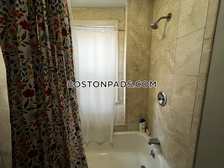 Conwell Ave., Somerville