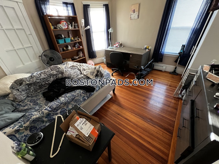 Conwell Ave., Somerville