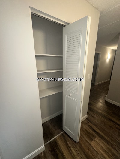 Framingham 3 Beds 2 Baths - $3,250 No Fee