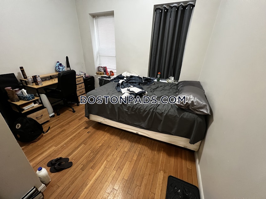 Boston - $4,400+ /month