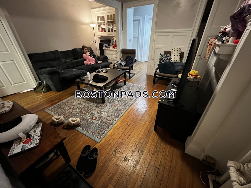 Boston - $5,510+ /month