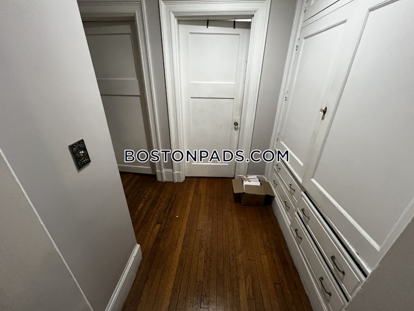 Boston - $5,510+ /month
