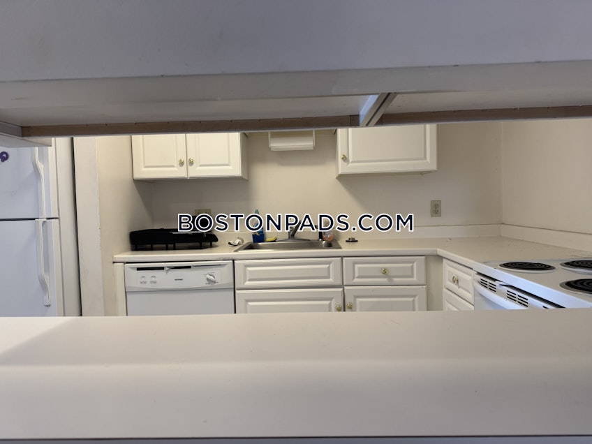Boston - $2,700+ /month