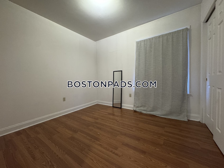 Boston - $2,700+ /month
