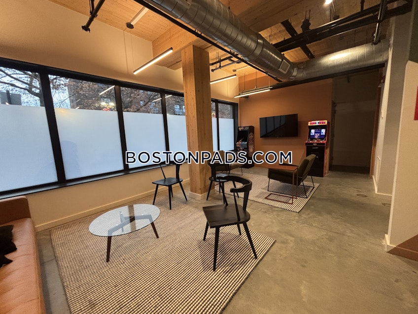 Boston - $5,400+ /month