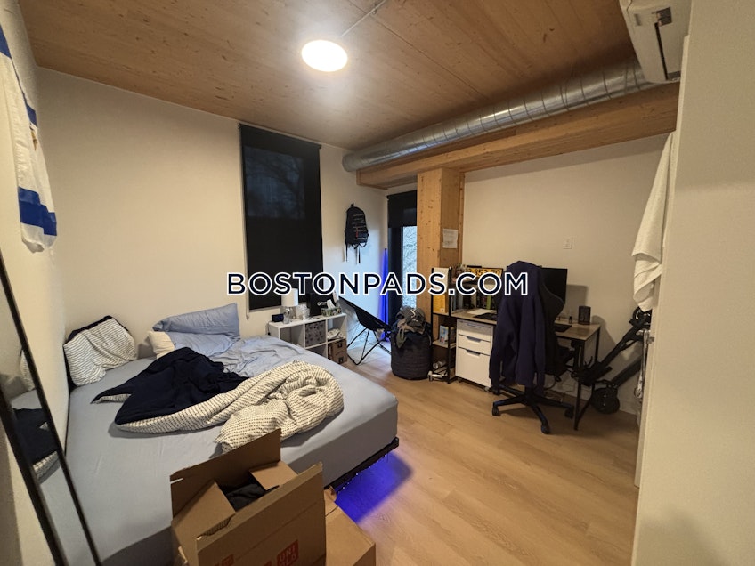 Boston - $5,400+ /month