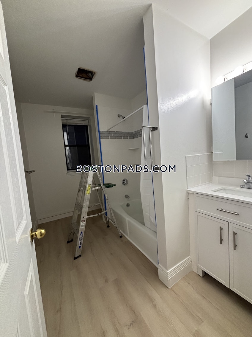 Boston - $4,000+ /month