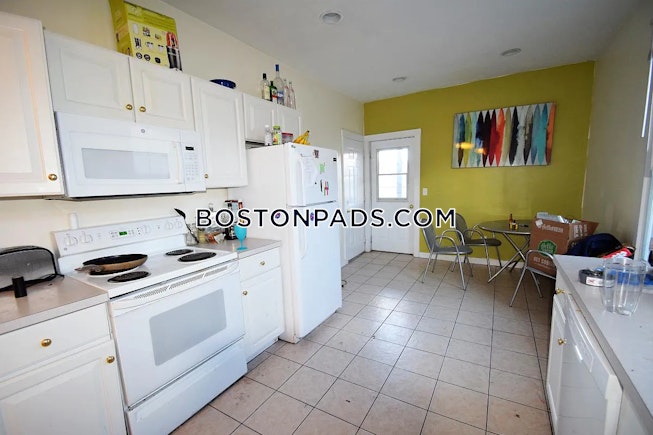 Brookline - $9,300+ /mo