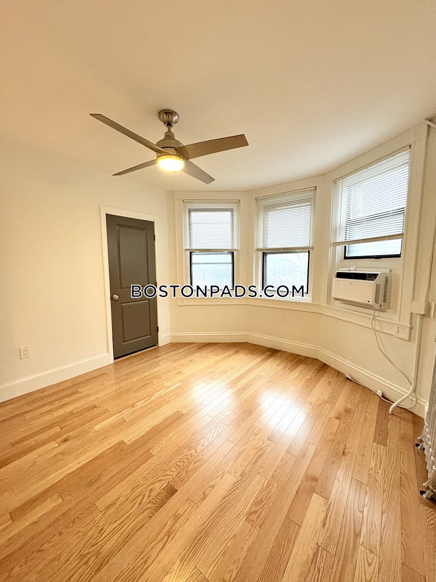 Boston - $5,100+ /month
