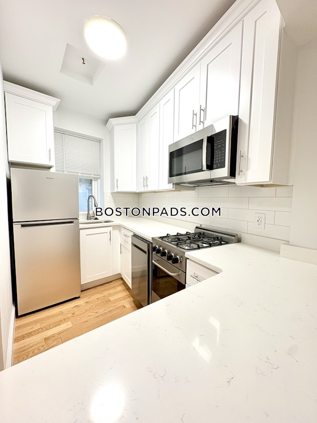 Boston - $5,100+ /mo
