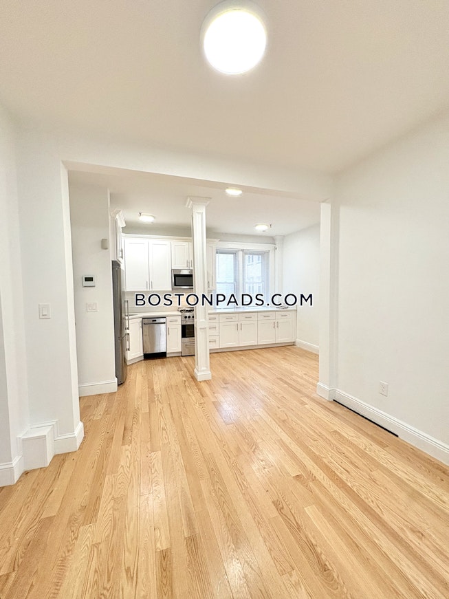 Boston - $5,100+ /mo