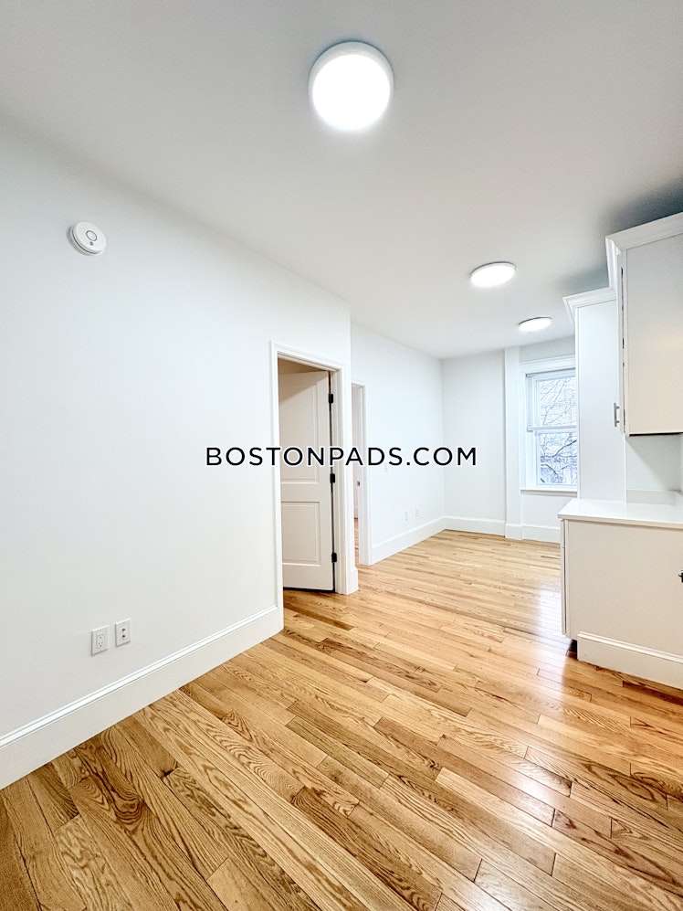 Hemenway St., Boston