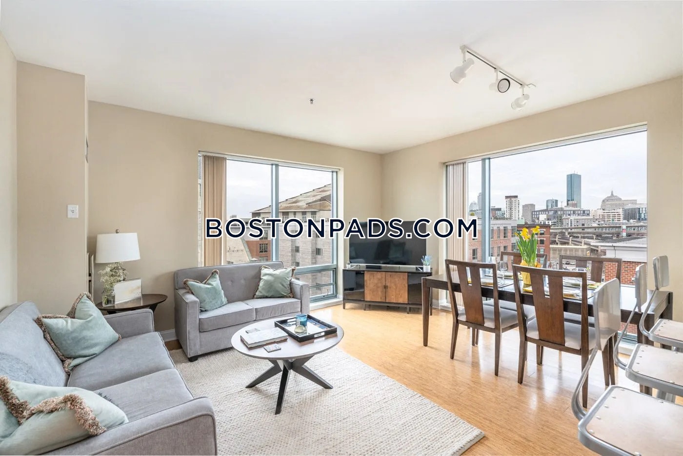 Boston - 2 Beds, 2 Baths
